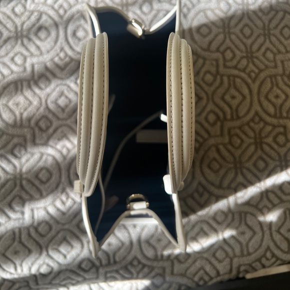 Kate Spade Sam Canvas Plunge medium satchel - Picture 3 of 7